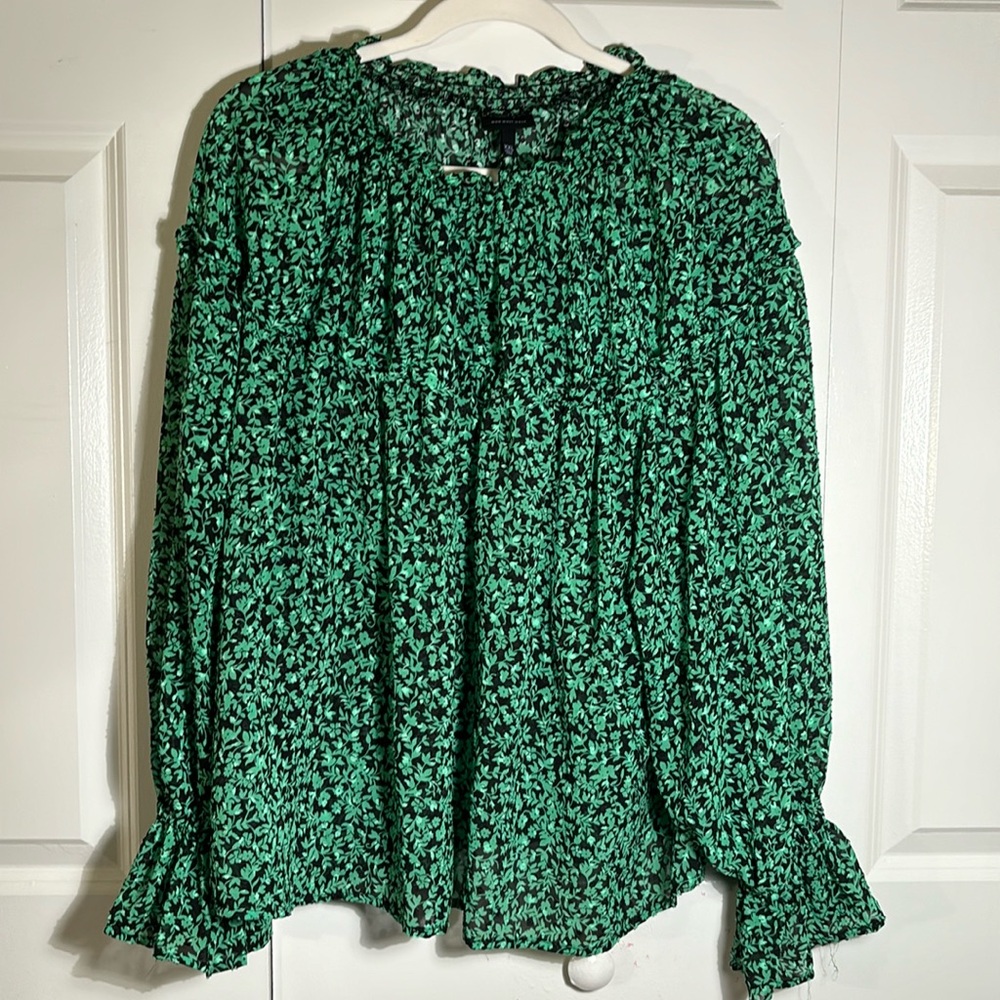 Who What Wear Green Printed Ruffle Blouse Size XXL